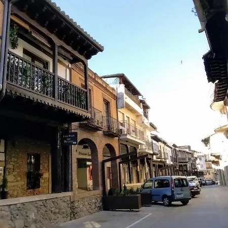 Portales Valle Del Jerte * カベズエラデルバレ